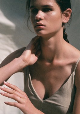 AMELIE REHM <span>CREATIVE PRODUCTION